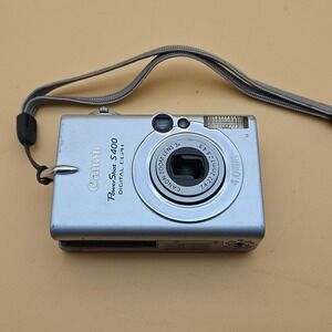 Canon PowerShot Digital ELPH S400 4.0MP Digital Camera UNTESTED AS IS No Battery